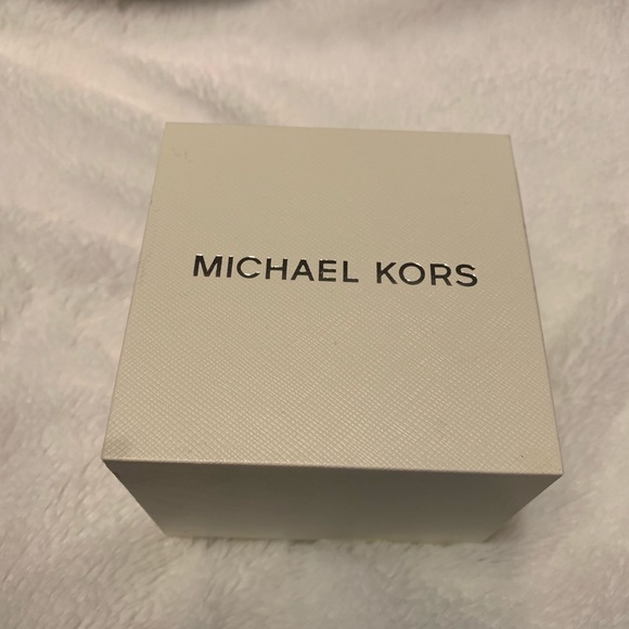Beautiful and classy Michael Kors watch MK3159